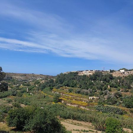 Gozo Island Escape Sleeps 4 With Private Bathroom Ghajn il-Kbira  Екстер'єр фото